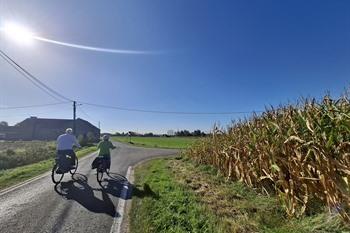 Sfeerbeelden fietsroute van Gent naar Kortrijk (richting Waregem)