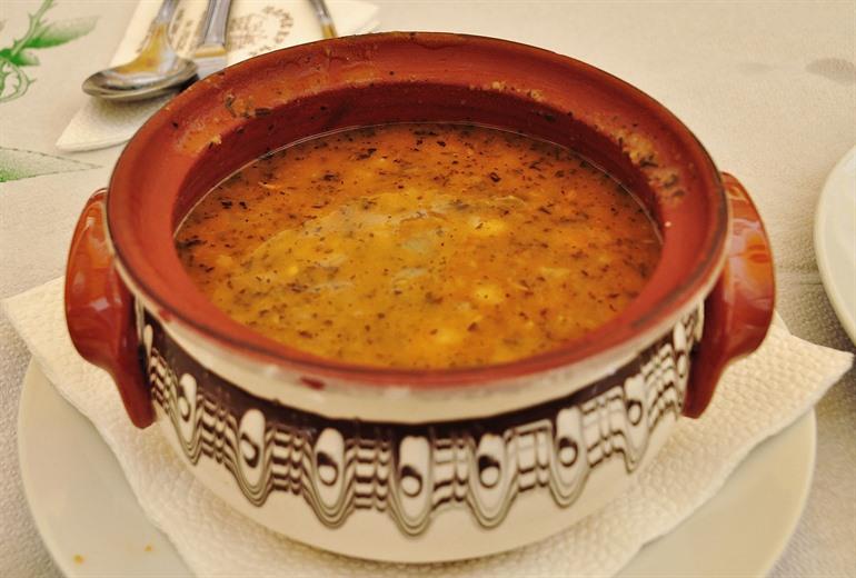 Shkembe Chorba proeven, Bulgaarse keuken