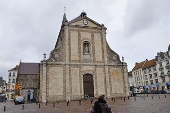 Sint-Nicolaskerk in Boulogne-sur-Mer, Opaalkust