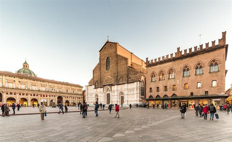 Sint-Petroniusbasiliek in Bologna