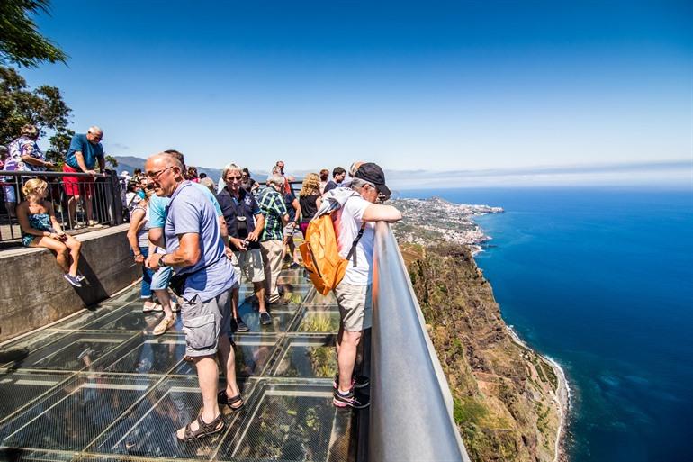 Skywalk in Cabo Girão