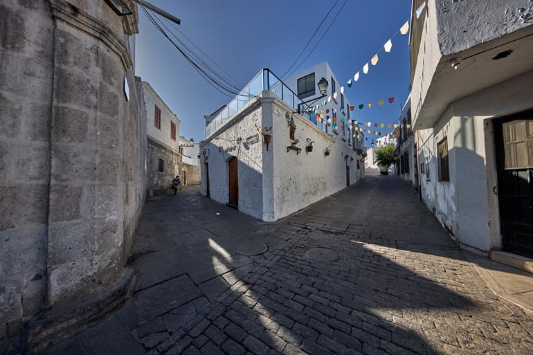 Slenter door de oude wijk van Arequipa