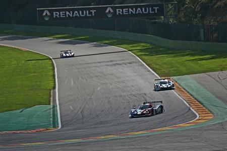 Zelf sporten en topsport kijken combineren op vakantie 