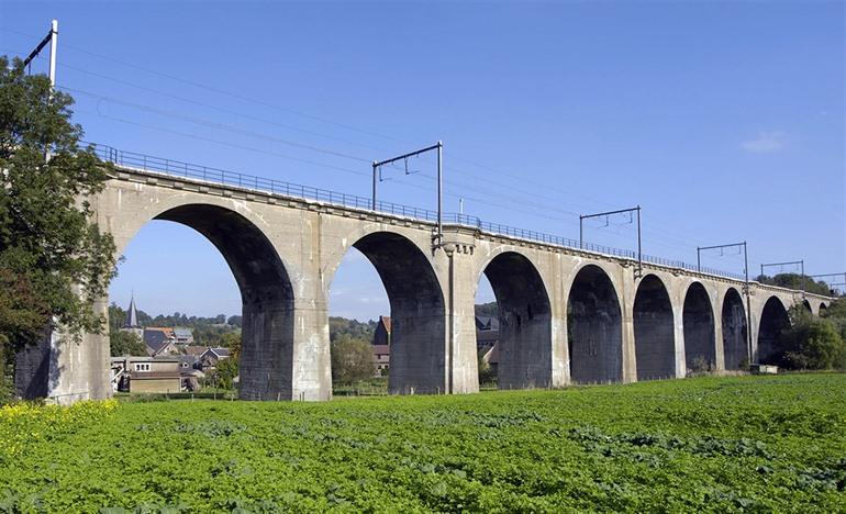 Spoorwegviaduct in Sint-Martens-Voeren, Voerstreek