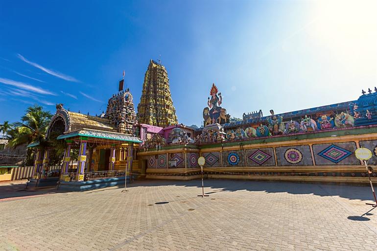 Sri Pathrakali Amman Tempel bezichtigen