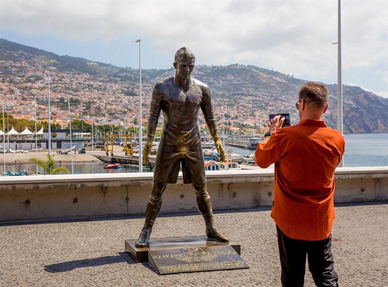 Standbeeld Ronaldo in Funchal