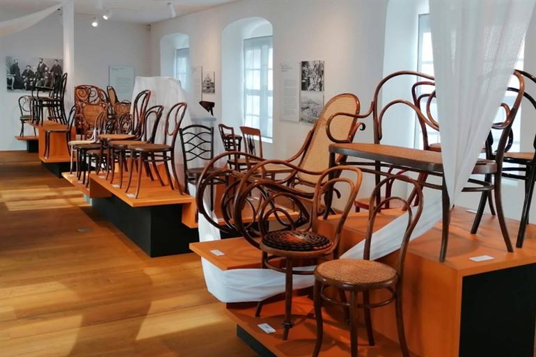 Stoelen van Thonet