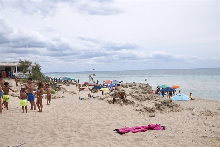 Strand van San Pietro bij Taranto