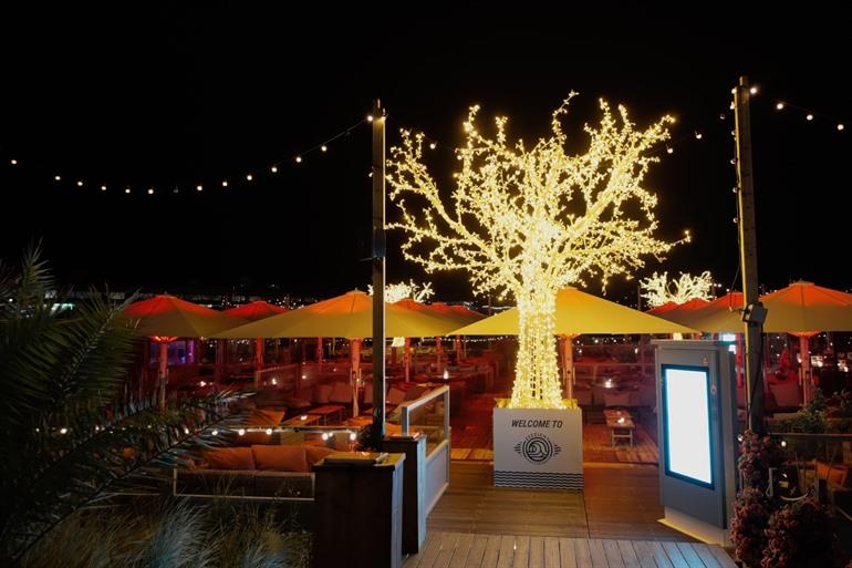 Strandclubbars in Scheveningen