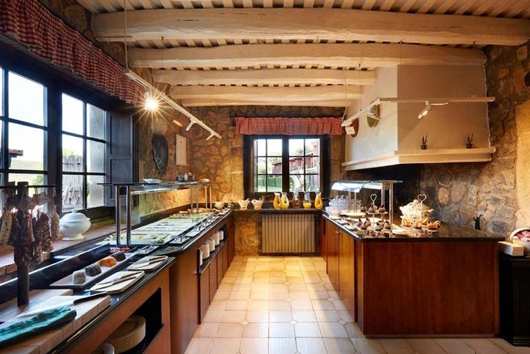 Suites Natura Mas Tapiolas boeken