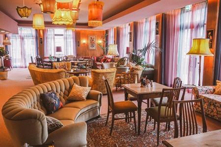 Tante ALMA's Mülheimer Hotel boeken