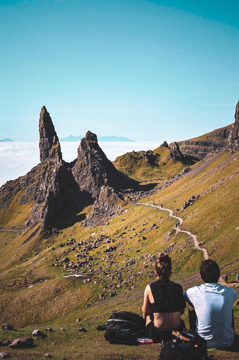 The Old Man of Storr wandeling, Schotland