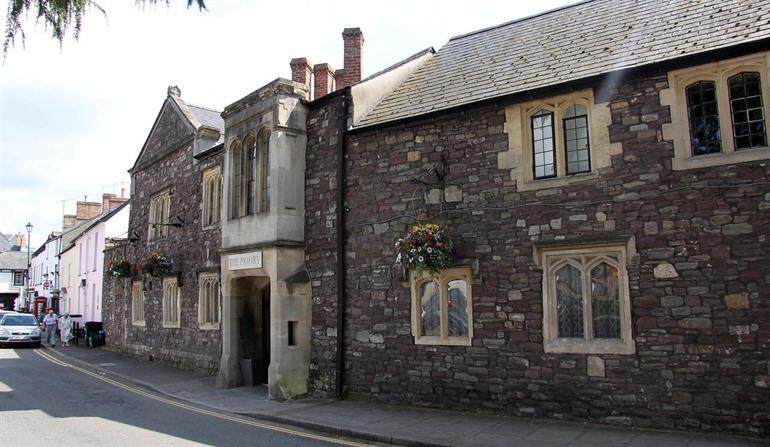 The Priory Hotel (Newport)