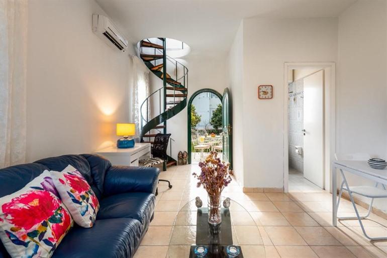 The Tower with the Orange tree garden boeken