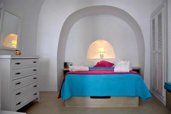 Thirea Studios boeken