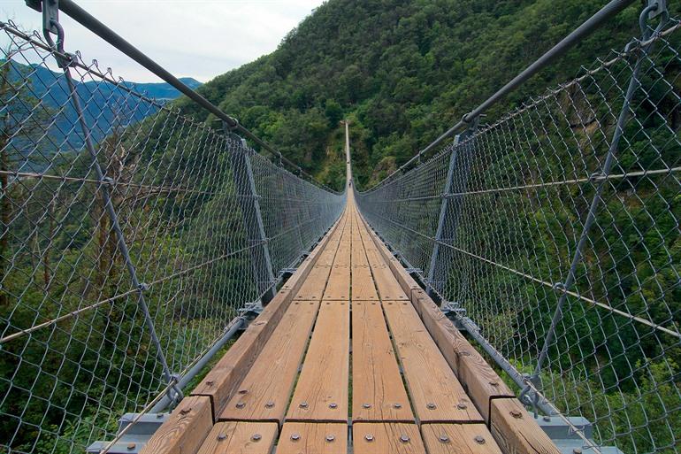 Tibetaanse hangbrug Carasc, Ticino