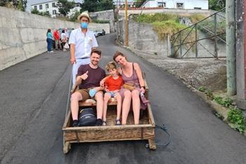 Toboggan (mandenslee) ritje in Madeira