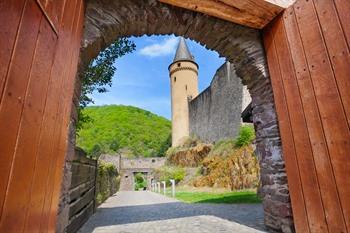 Toegangspoorten van het Kasteel van Vianden, GH Luxemburg