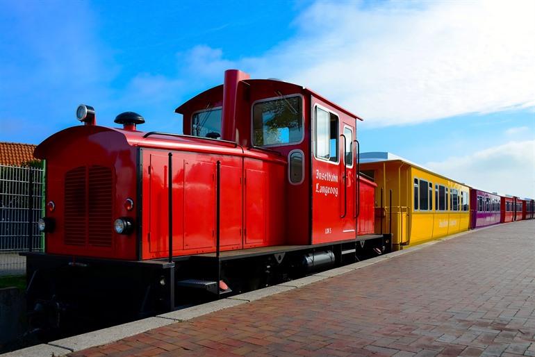 Toeristentreintje Langeoog (van de veerboot naar het centrum)