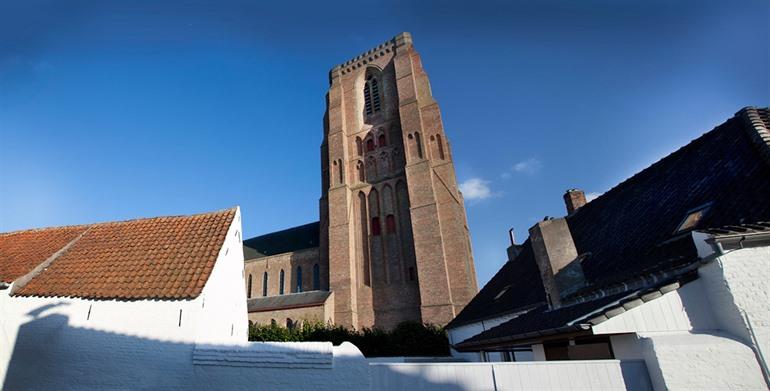 Toren van de Onze-Lieve-Vrouw Bezoekingkerk in Lissewege, Brugse Ommeland