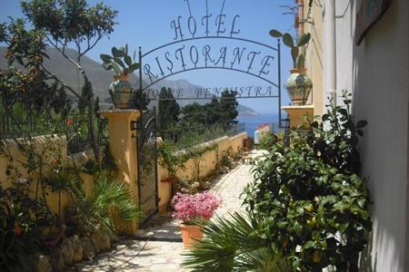 Torre Bennistra boeken