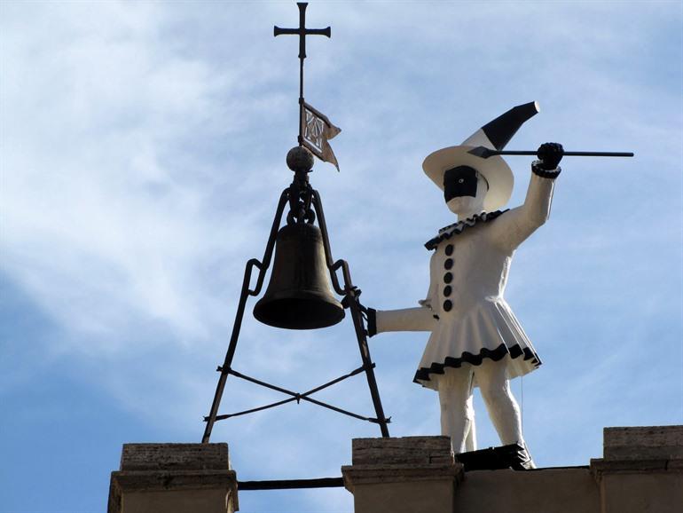 Torre di Pulcinella in Montepulciano