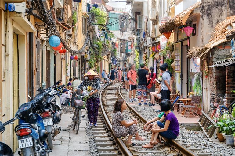 Treinspoor door Hanoi Old Quarter