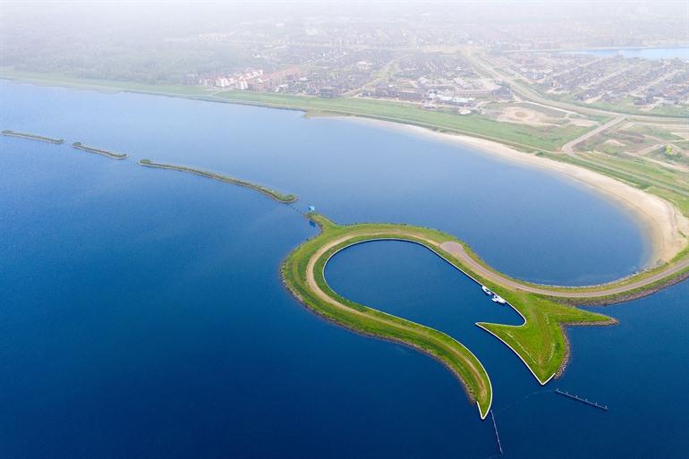 Tulpeiland in Wolderwijd in Zeewolde, Flevoland