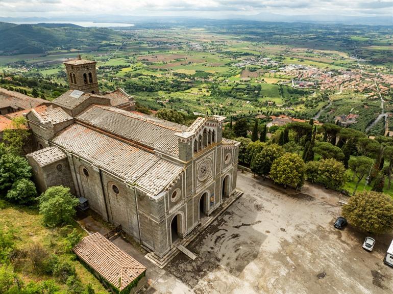 Uitzicht op Basilica di Santa Margherita, Cortona