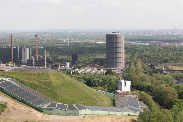 Uitzicht op de Gasometer in Oberhausen