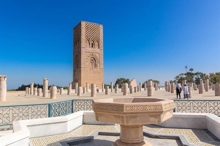 Uitzicht op de Hassantoren van Rabat