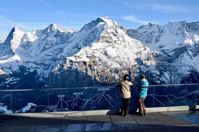 Uitzicht op Eiger, Mönch en de Jungfrau