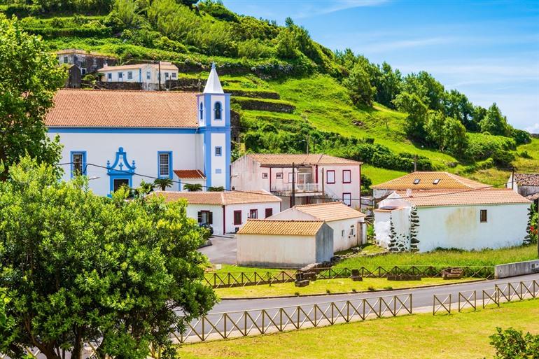 Uitzicht op Fajãzinha, Flores