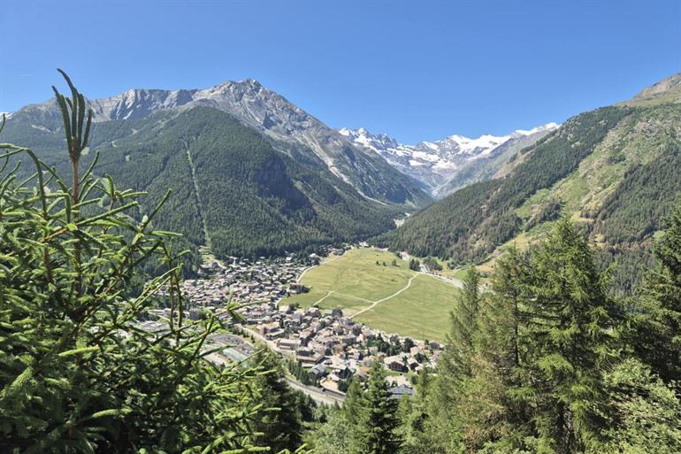 Uitzicht op Gran Paradiso