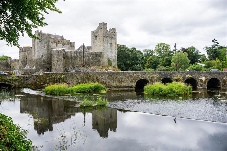 Uitzicht op het Cahir Castle, Ierland