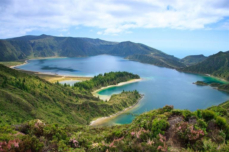 Uitzicht op Lagoa do Fogo, Sao Miguel, Azoren
