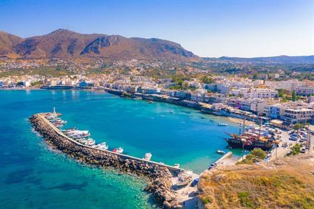Uitzicht over de haven van Chersonissos