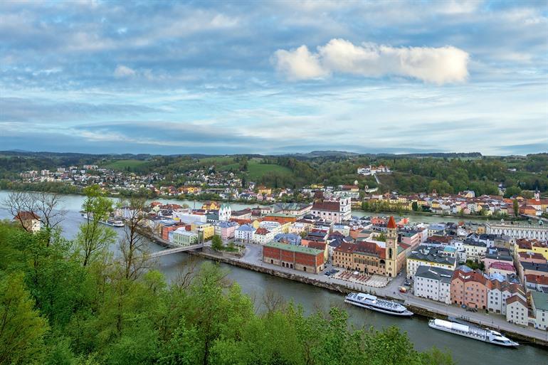 Uitzicht over Dreiflüsseeck, Passau