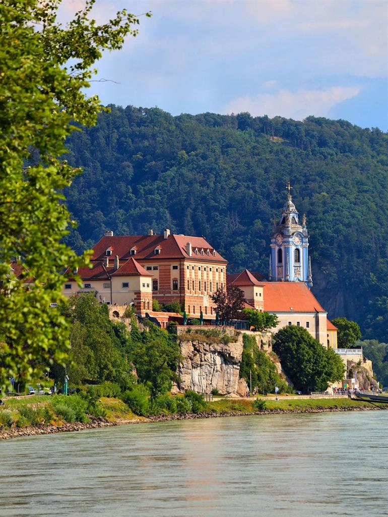 Uitzicht over Dürnstein, Oostenrijk