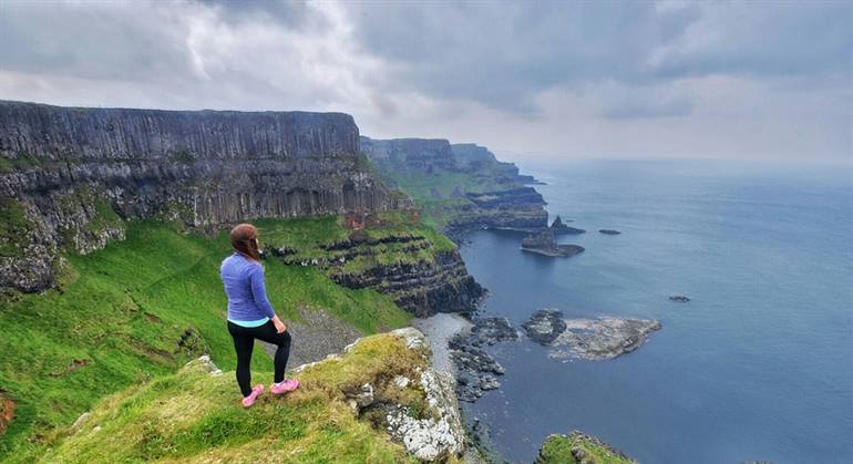 Uitzicht over Giant's Causeway, Noord-Ierland