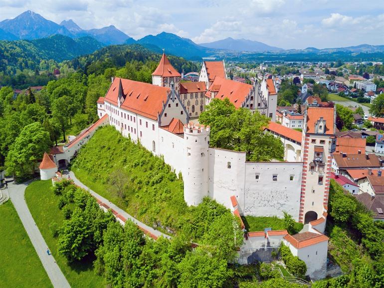 Uitzicht over het Hohes Schloss in Füssen