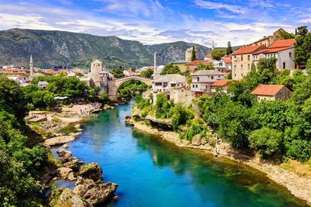 Uitzicht over Mostar, Bosnië en Herzegovina