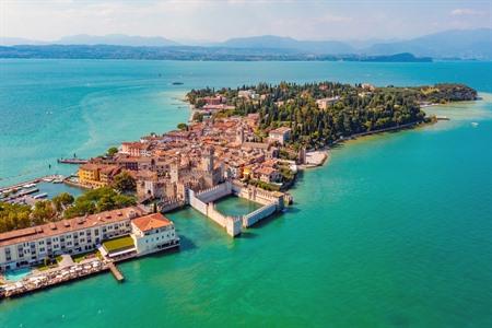 7 mooiste plekken in Sirmione aan het Gardameer: wat zien & doen?