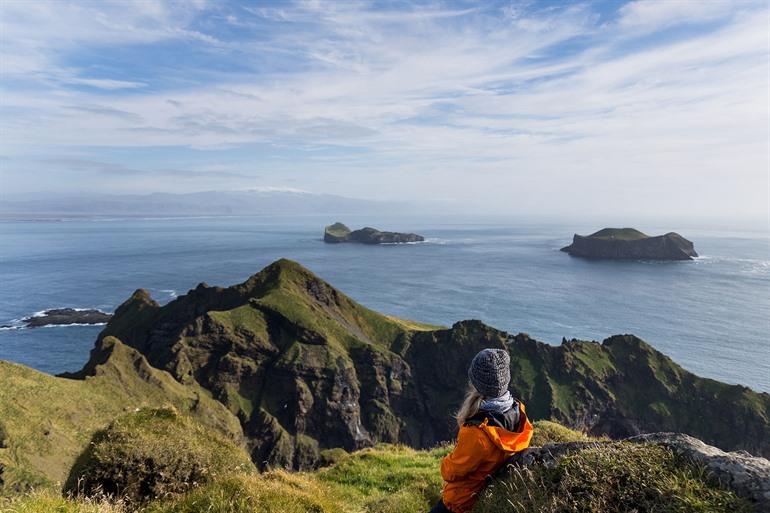 Uitzicht vanaf de top van de Heimaklettur, IJsland