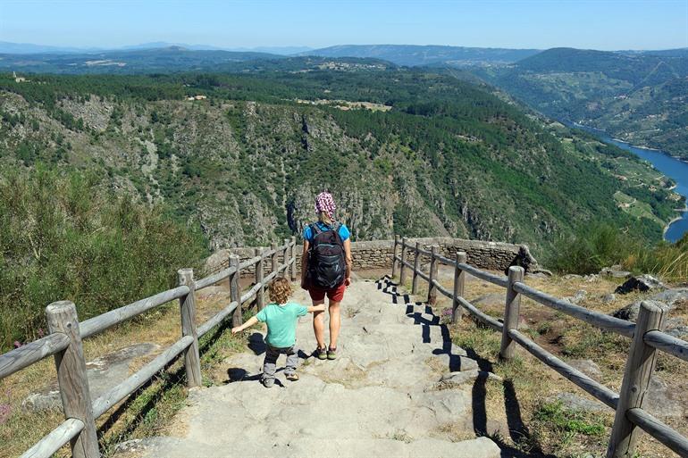 Uitzichtpunt Balcones de Madrid, zicht over de Sil rivier, Galicië