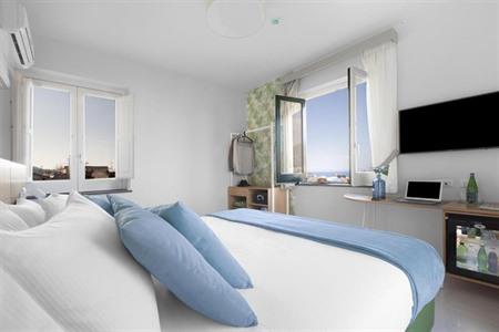 Unconventional Sorrento Coast in Sorrento