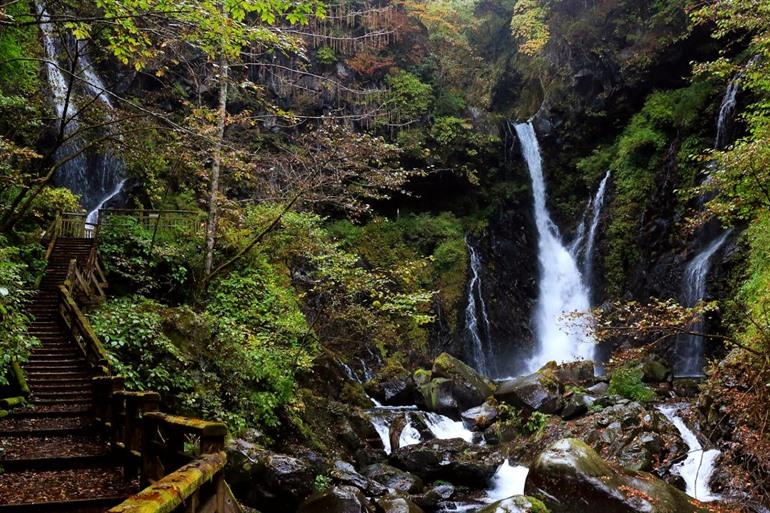 Urami Falls
