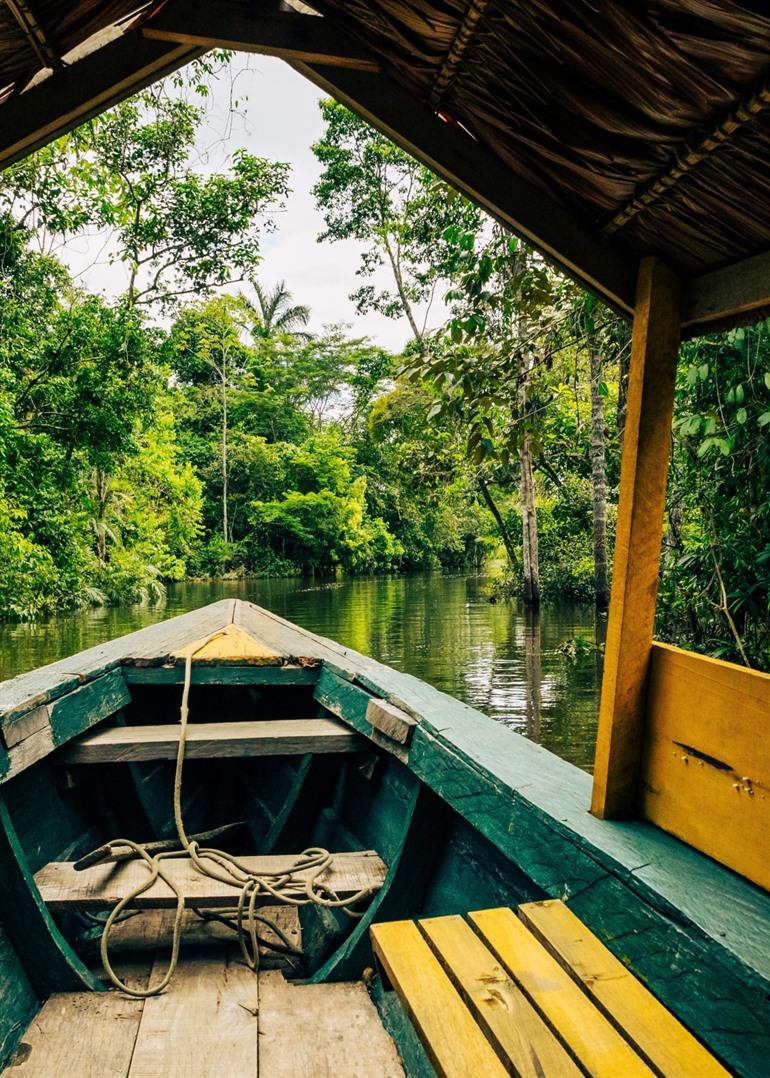 Varen over de Amazone naar Isla de los Monos