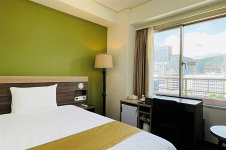 Verblijf in het Hotel Sunroute Sopra Kobe