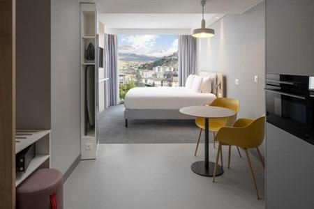 Verblijf in Holiday Inn Express & Suites